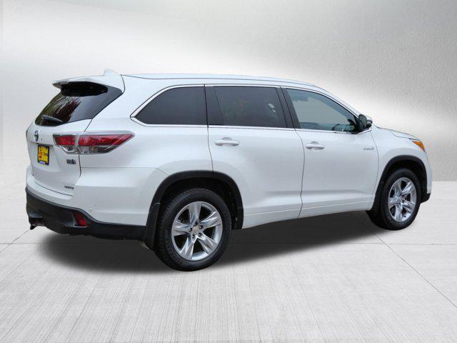 used 2015 Toyota Highlander Hybrid car, priced at $14,895