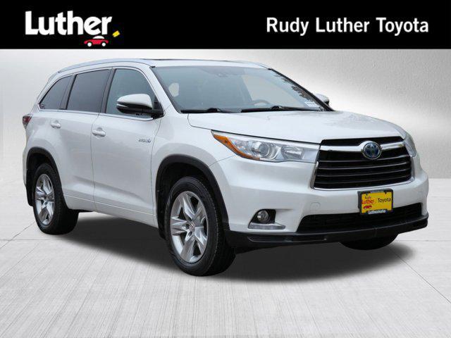 used 2015 Toyota Highlander Hybrid car, priced at $14,895