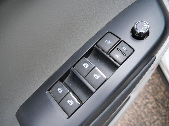 used 2015 Toyota Highlander Hybrid car, priced at $14,895