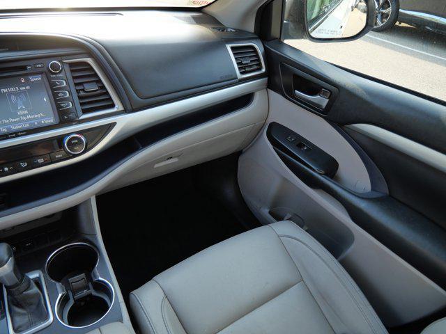 used 2018 Toyota Highlander car, priced at $18,966