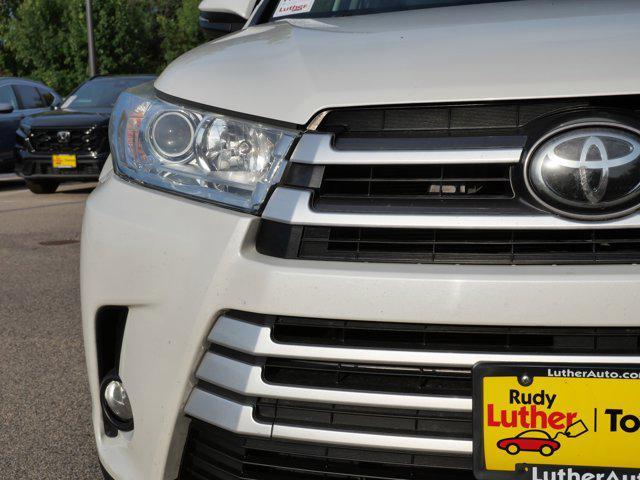 used 2018 Toyota Highlander car, priced at $18,966