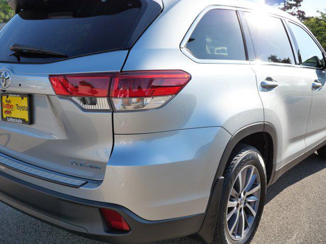 used 2019 Toyota Highlander car, priced at $26,900