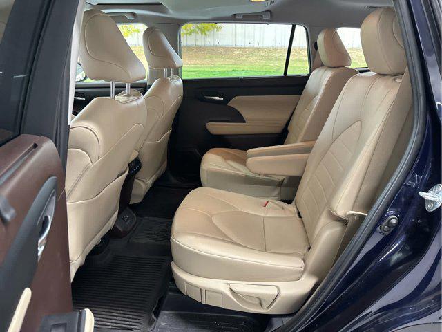 used 2022 Toyota Highlander car, priced at $38,500