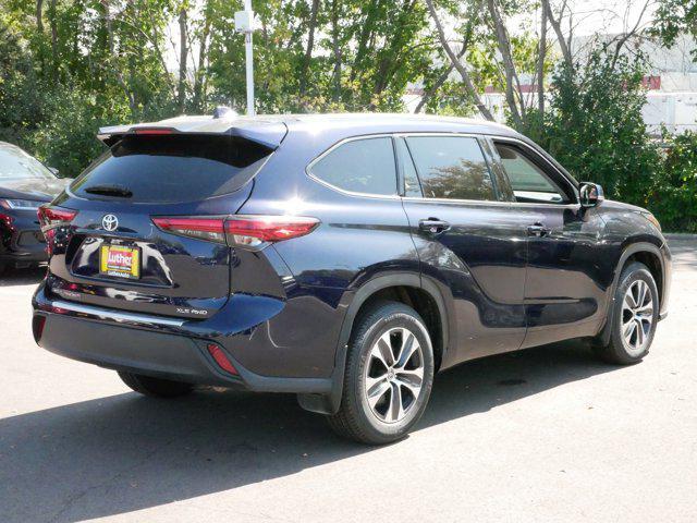 used 2022 Toyota Highlander car, priced at $36,990