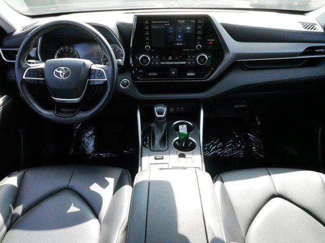 used 2022 Toyota Highlander car, priced at $36,990