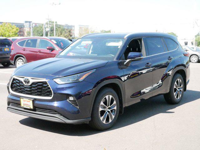 used 2022 Toyota Highlander car, priced at $36,990
