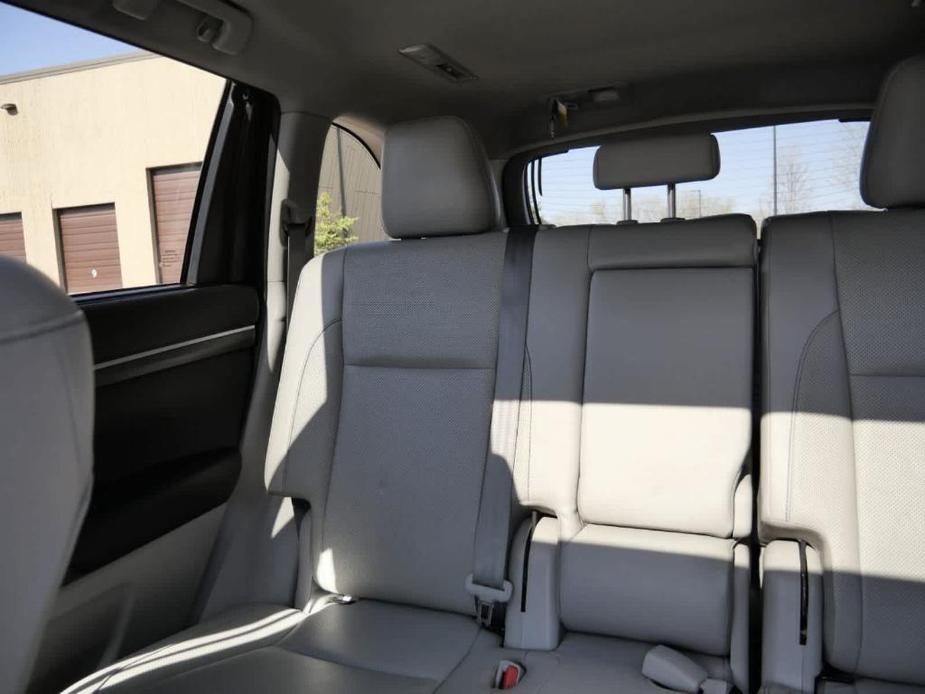 used 2019 Toyota Highlander car, priced at $24,985