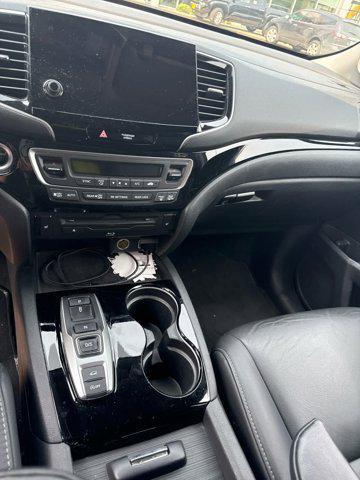 used 2020 Honda Pilot car, priced at $30,990