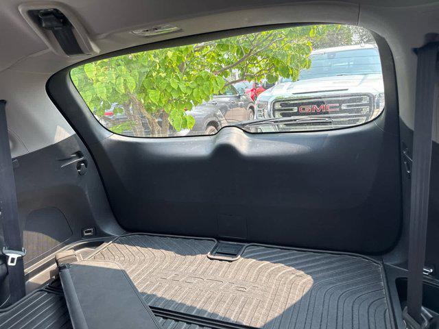 used 2020 Honda Pilot car, priced at $30,990
