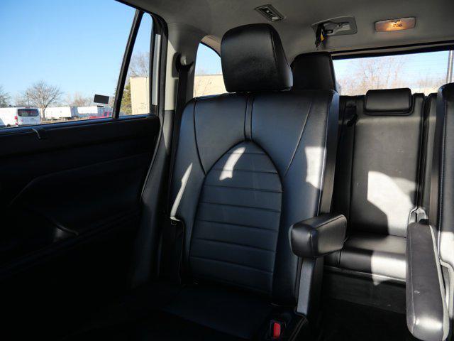 used 2022 Toyota Highlander car, priced at $35,985