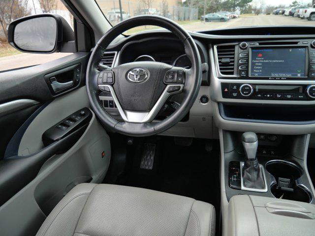 used 2018 Toyota Highlander car, priced at $25,785