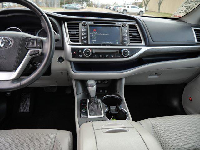 used 2018 Toyota Highlander car, priced at $25,785