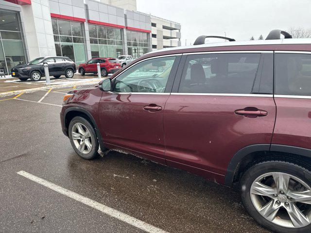 used 2015 Toyota Highlander car, priced at $17,500