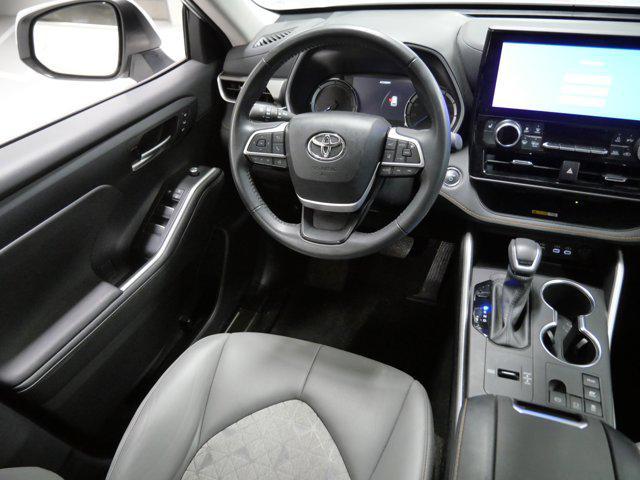 used 2023 Toyota Highlander Hybrid car, priced at $44,990