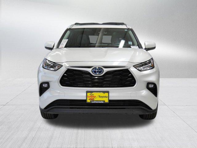 used 2023 Toyota Highlander Hybrid car, priced at $44,990