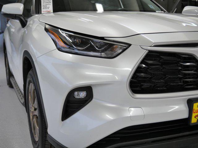 used 2023 Toyota Highlander Hybrid car, priced at $44,990