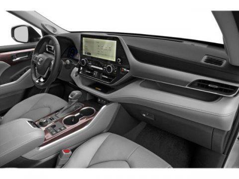 new 2025 Toyota Highlander car, priced at $52,807