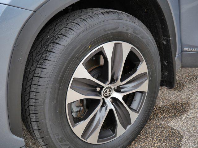 used 2020 Toyota Highlander Hybrid car, priced at $29,995