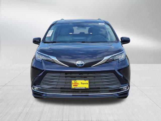 used 2023 Toyota Sienna car, priced at $41,000