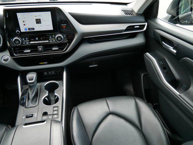 used 2023 Toyota Highlander Hybrid car, priced at $33,785