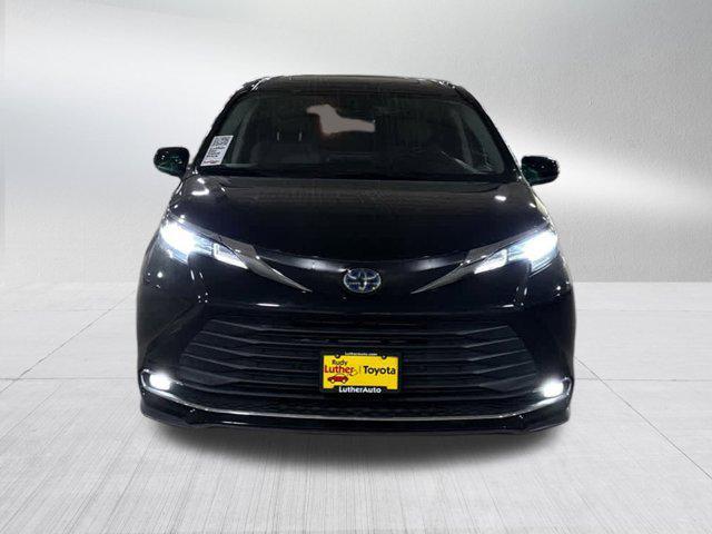 used 2022 Toyota Sienna car, priced at $39,990