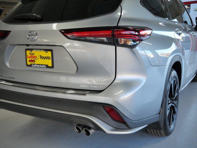 used 2025 Toyota Highlander car, priced at $47,485