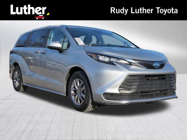 used 2024 Toyota Sienna car, priced at $41,785