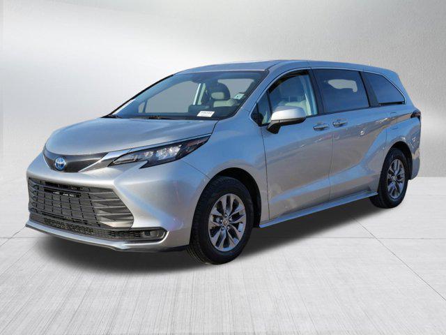 used 2024 Toyota Sienna car, priced at $41,785