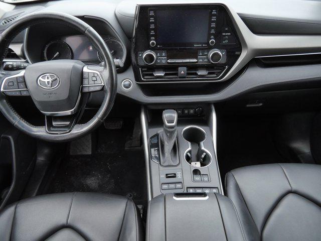 used 2020 Toyota Highlander car, priced at $19,785