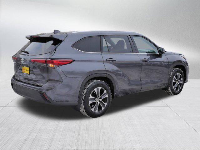 used 2020 Toyota Highlander car, priced at $19,785