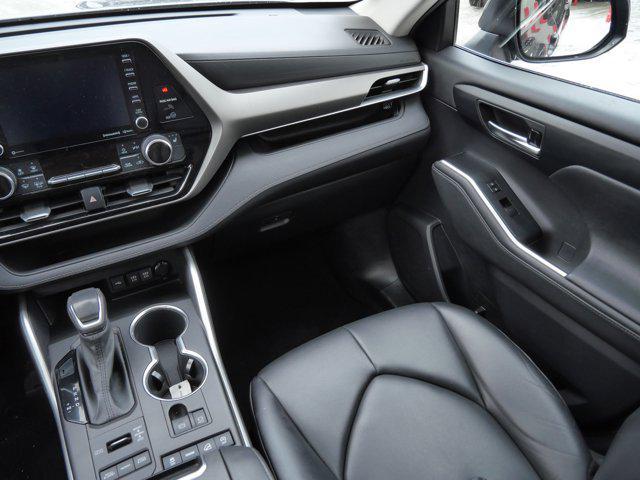 used 2020 Toyota Highlander car, priced at $19,785