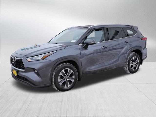 used 2020 Toyota Highlander car, priced at $19,785