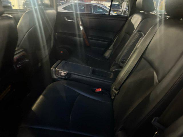 used 2012 Toyota Highlander car, priced at $15,990