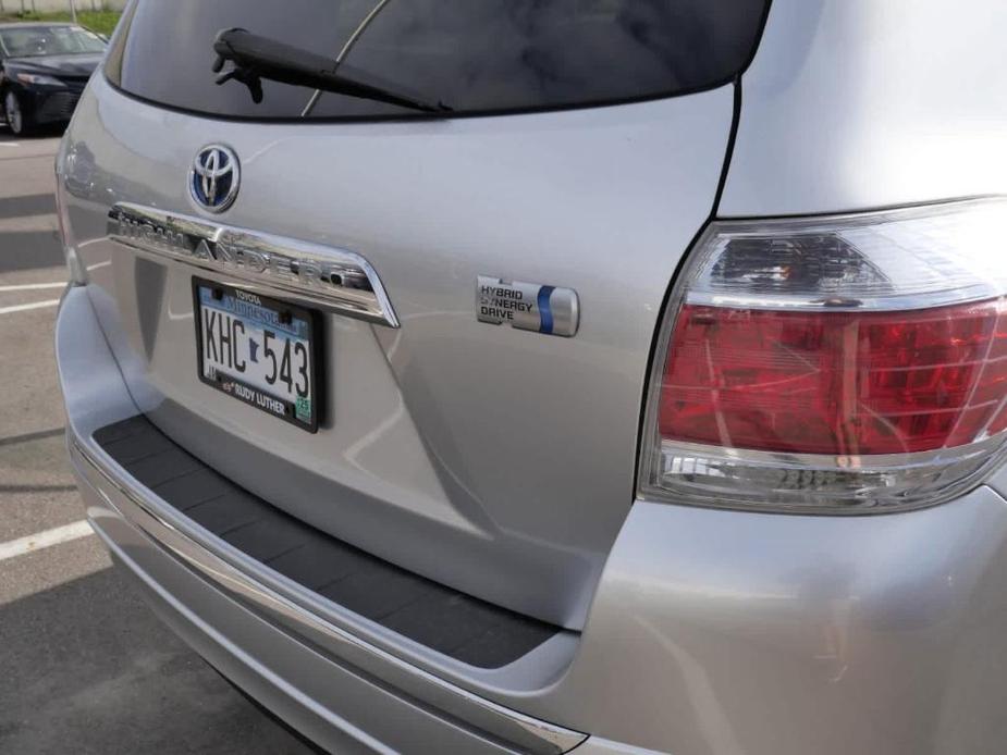 used 2012 Toyota Highlander Hybrid car, priced at $16,785