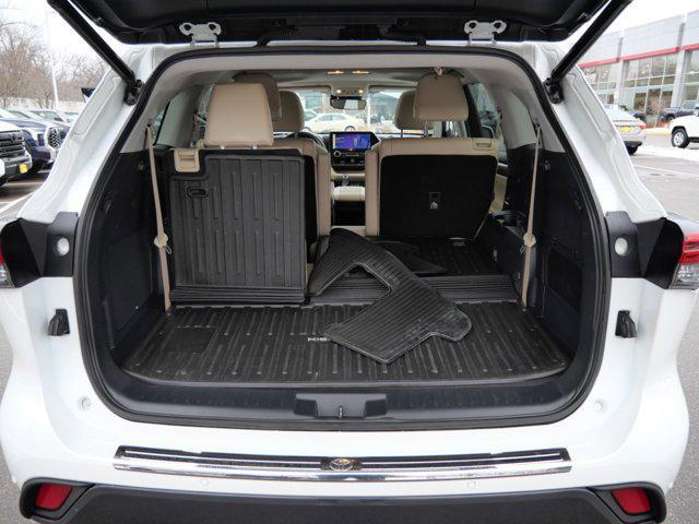 used 2023 Toyota Highlander car, priced at $42,990