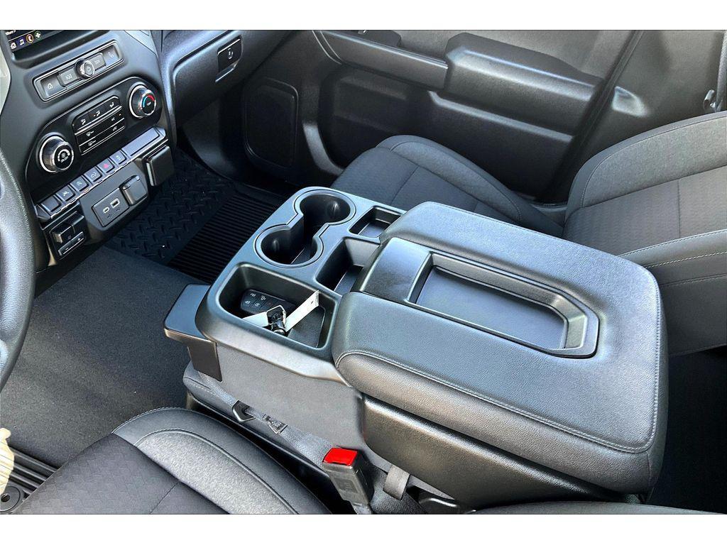 used 2024 Chevrolet Silverado 1500 car, priced at $43,995