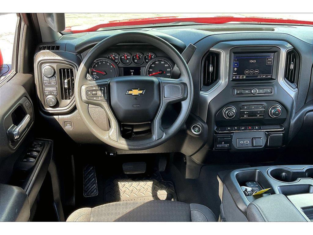 used 2024 Chevrolet Silverado 1500 car, priced at $43,995