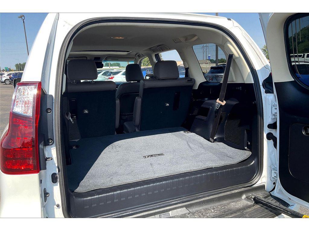 used 2021 Lexus GX 460 car