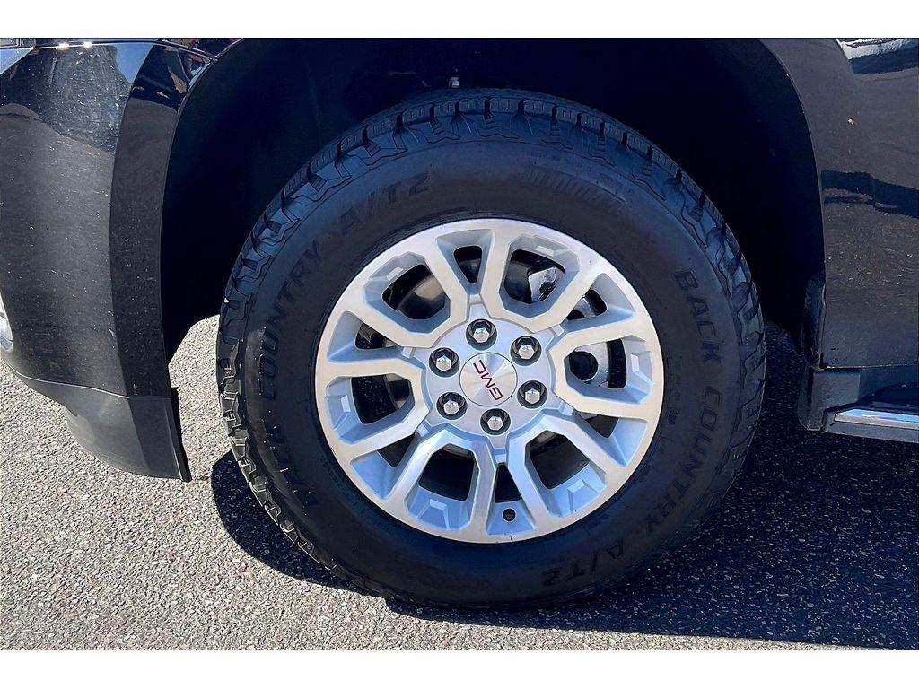 used 2018 GMC Yukon car, priced at $14,495