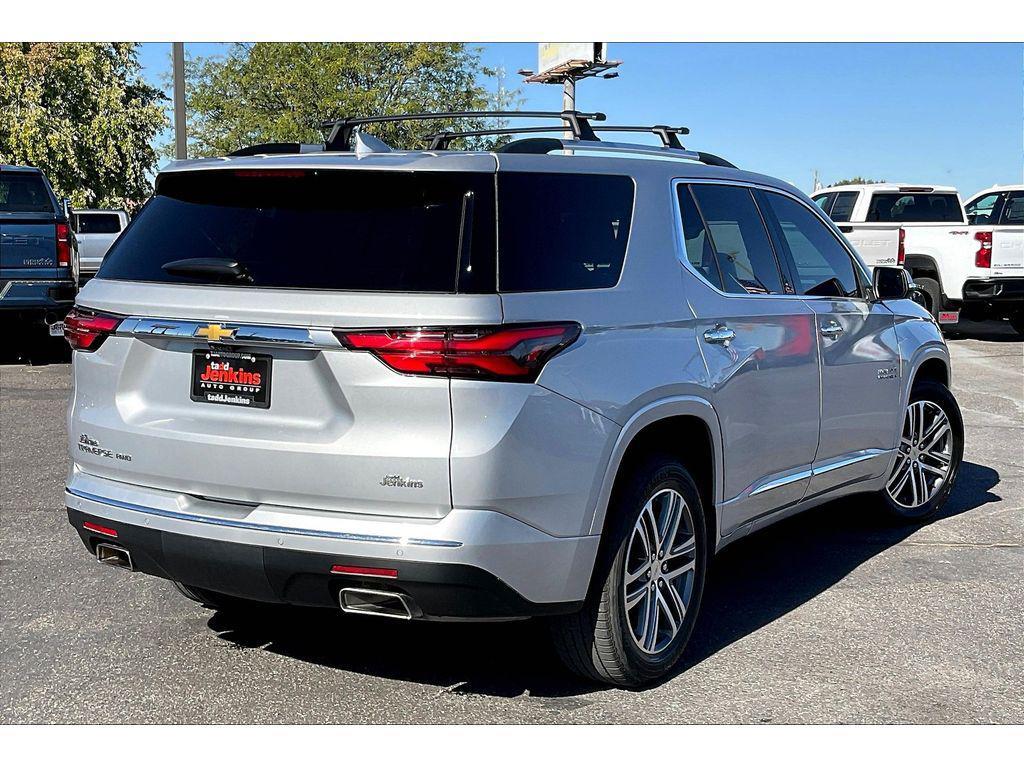 used 2022 Chevrolet Traverse car, priced at $36,495