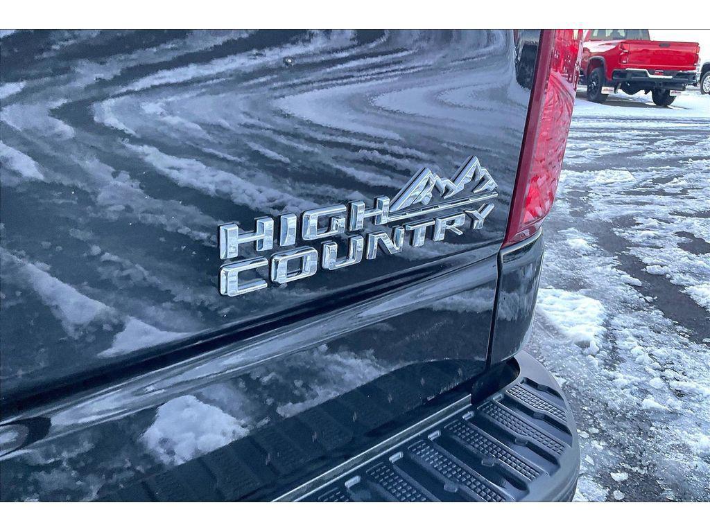 used 2022 Chevrolet Silverado 1500 car, priced at $31,495