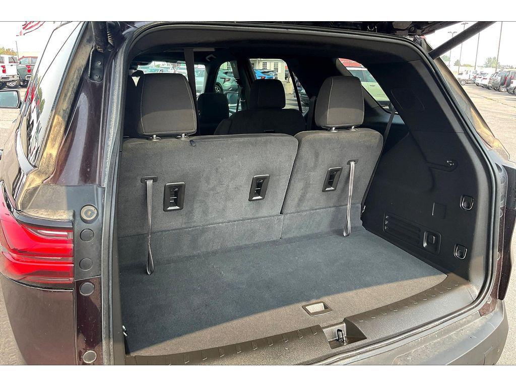 used 2022 Chevrolet Traverse car, priced at $31,995