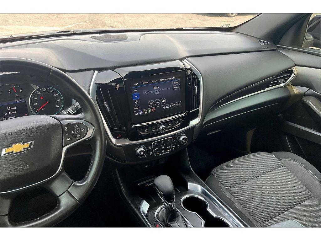 used 2022 Chevrolet Traverse car, priced at $31,995