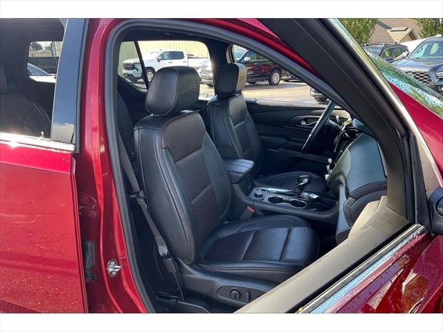 used 2023 Chevrolet Traverse car, priced at $45,495