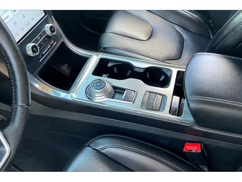 used 2022 Ford Edge car, priced at $28,495
