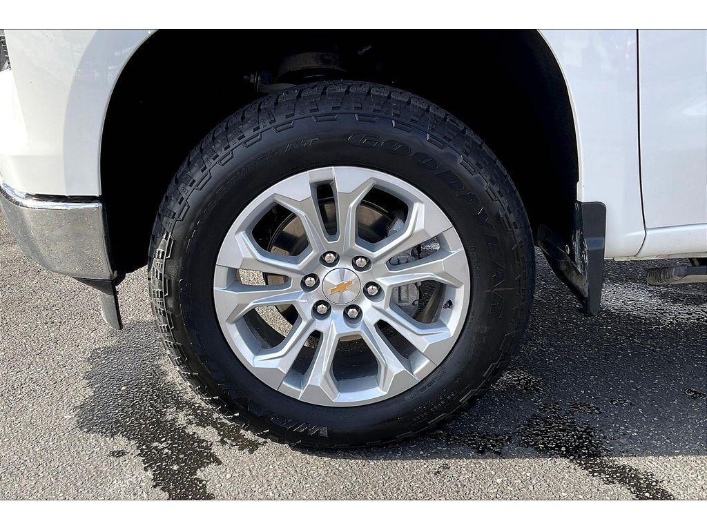 used 2023 Chevrolet Silverado 1500 car