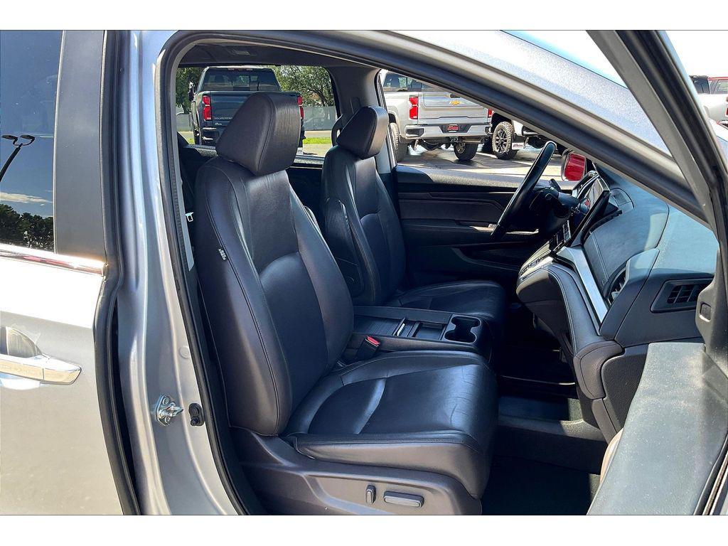 used 2018 Honda Odyssey car, priced at $23,495