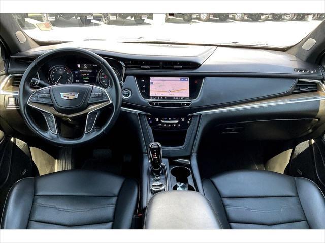used 2024 Cadillac XT5 car, priced at $38,495