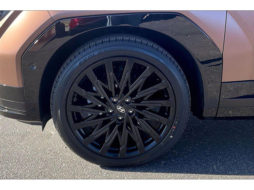 used 2025 Hyundai Santa Fe car, priced at $47,495