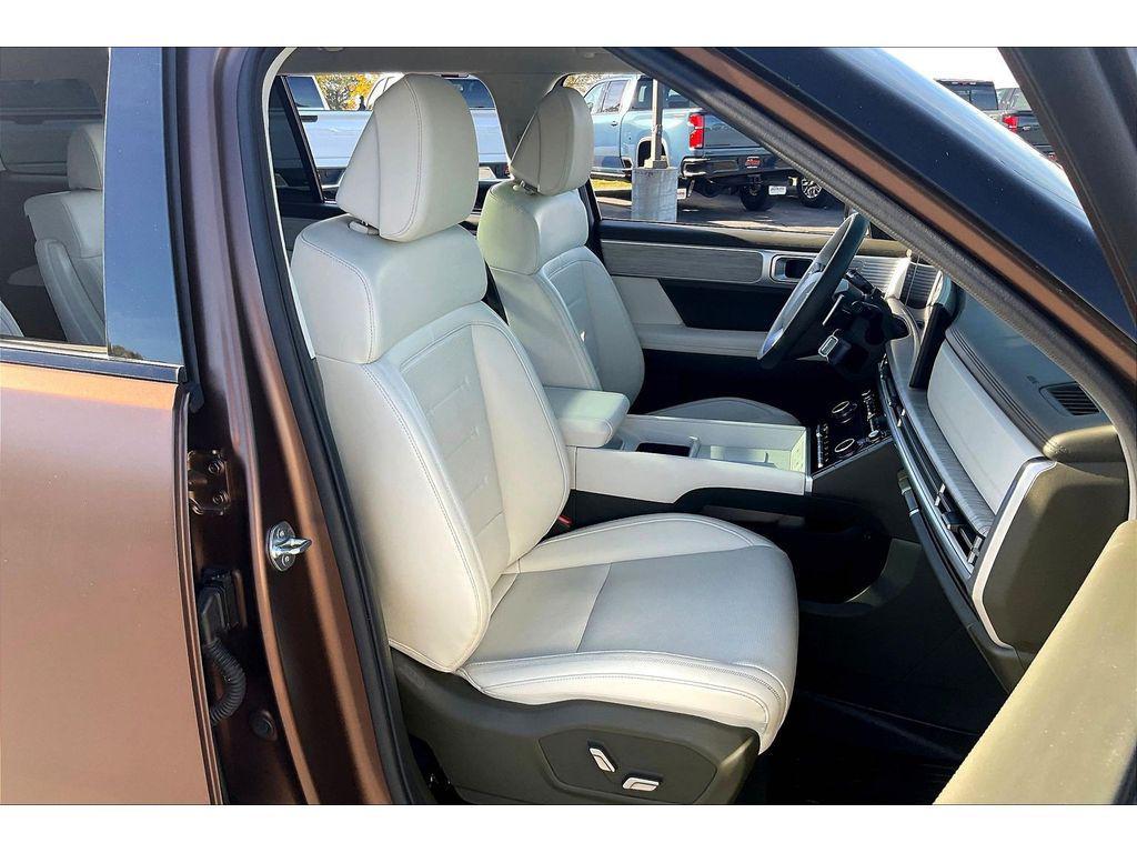 used 2025 Hyundai Santa Fe car, priced at $47,495